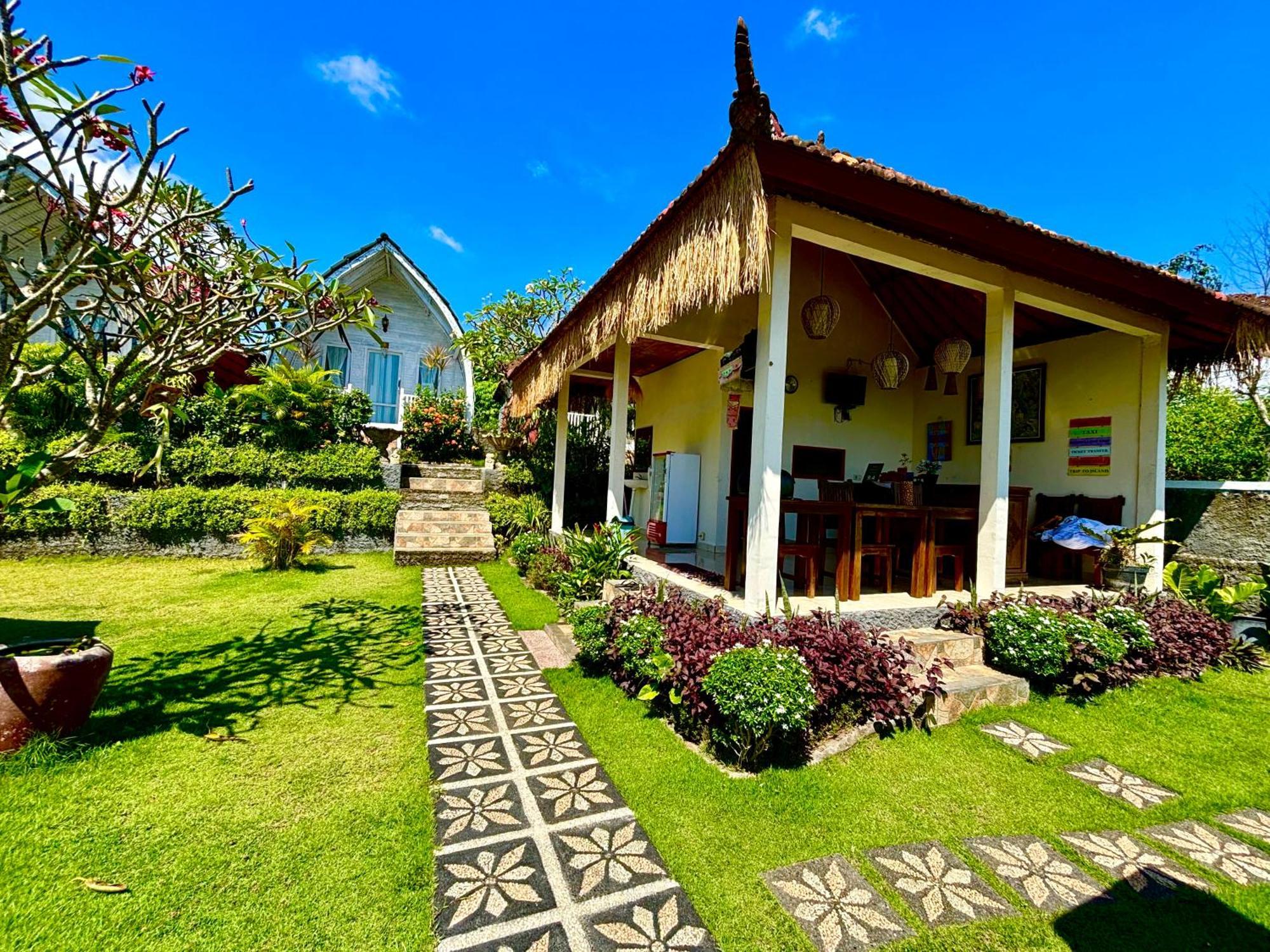 Hotra Hill Cottage Batununggul Exterior foto
