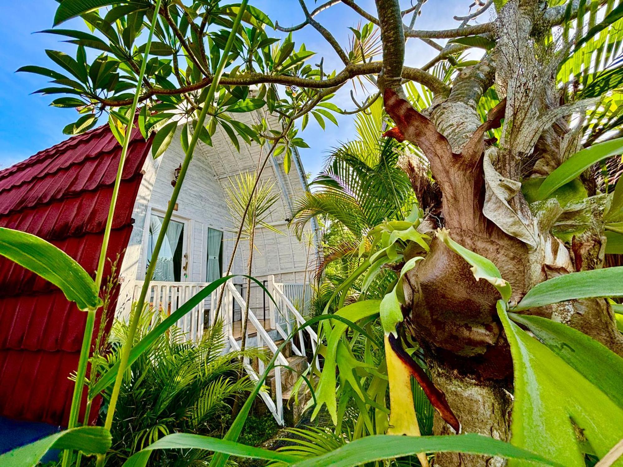 Hotra Hill Cottage Batununggul Exterior foto